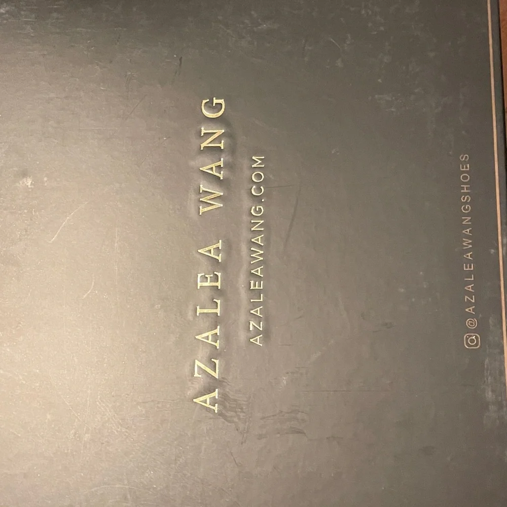 Black Patent Leather Heeled Boots with Leaf Design - Picture 5 of 6